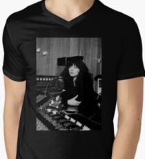 Kate Bush Studio T-Shirt mit V-Ausschnitt