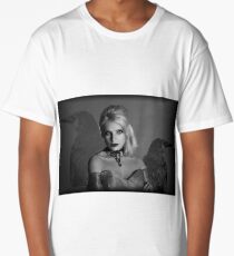 dark princess Long T-Shirt