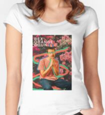 TRAURIGER JUNGE Tailliertes Rundhals-Shirt