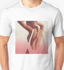 Fitting Unisex T-Shirt