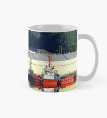 Tugs on glass Mug