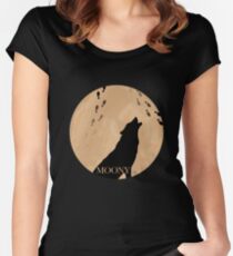 Moony Women's Fitted Scoop T-Shirt