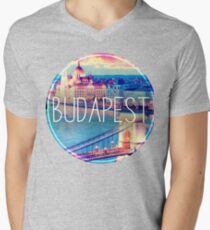 Budapest, Hungary, Chain Bridge and Parliament, Budapest sticker, circle V-Neck T-Shirt