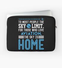Funda para portátil TO MOST PEOPLE THE SKY IS THE LIMIT. FOR THOSE WHO LOVE AVIATION THE SKY IS HOME