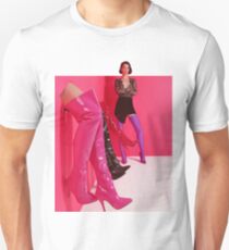 St. Vincent Massenvernichtung Slim Fit T-Shirt