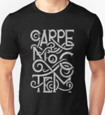 carpe noctem Unisex T-Shirt