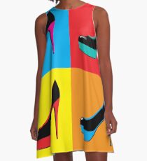 Vestido acampanado zapatos de arte pop