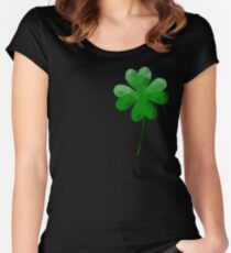 Camiseta entallada de cuello ancho Low Poly, trébol geométrico de cuatro hojas