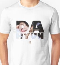 TWICE - DAHYUN Unisex T-Shirt