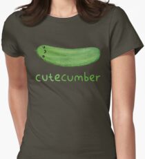 Cutecumber Tailliertes T-Shirt für Frauen