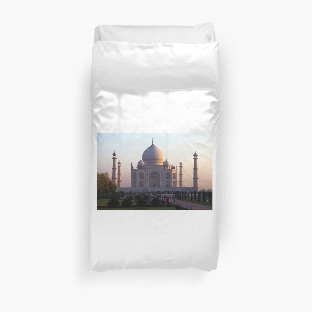 The Taj Mahal at sunrise. Duvet Cover