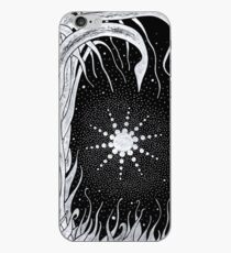 Vinilo o funda para iPhone Luz de la luna en los arboles