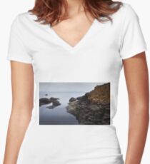 Giant's causeway Women's Fitted V-Neck T-Shirt
