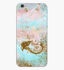 Wirkliche Leben-Meerjungfrau Goldglitter-Typografie auf aquamariner Beschaffenheit iPhone-Hülle & Cover