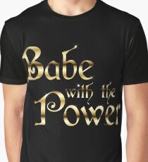 Labyrinth Babe mit der Macht (schwarz bg) Grafik T-Shirt