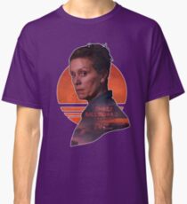 Drei Werbetafeln außerhalb Ebbing, Missouri Classic T-Shirt