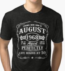 Camiseta de tejido mixto Nacido en agosto de 1968, las leyendas nacieron en agosto