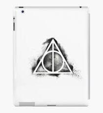 HP Hallows - sand explosion black (small) - wand, cloak, stone iPad Case/Skin