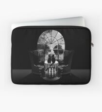 Room Skull Laptop Sleeve