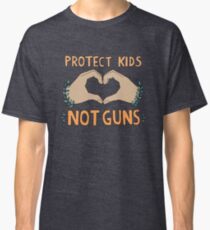 Camiseta clásica PROTEGER A NIÑOS, NO ARMAS