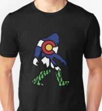 Colorado Flag Sasquatch Bigfoot Yeti Unisex T-Shirt