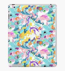 Microscopic Max iPad Case/Skin