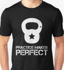 Übung macht den Meister Slim Fit T-Shirt
