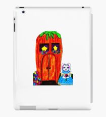 FRAU. BUNNY'S KAROTTENHAUS iPad-Hülle & Skin