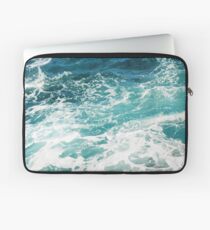 Blaue Meereswellen Laptoptasche