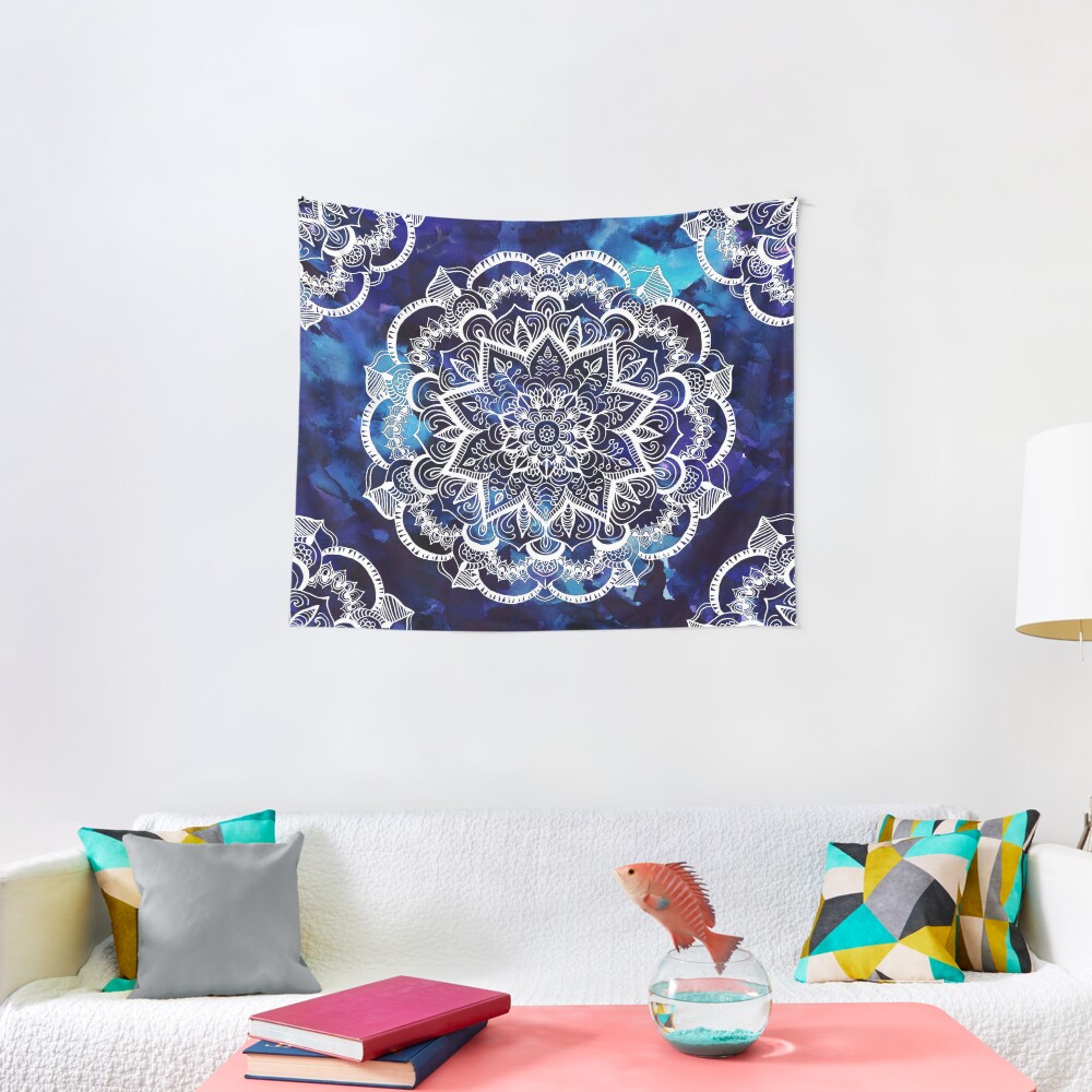 Queen Starring of Mandalas Tapestry