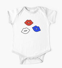 Comicbook Lips Pattern - Red on Ultramarine One Piece - Short Sleeve