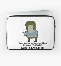 You know who else likes to wear T-shirts? - Muscle Man | Regular Show Laptop Sleeve