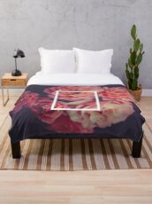 The 1975 Floral Rectangle Throw Blanket