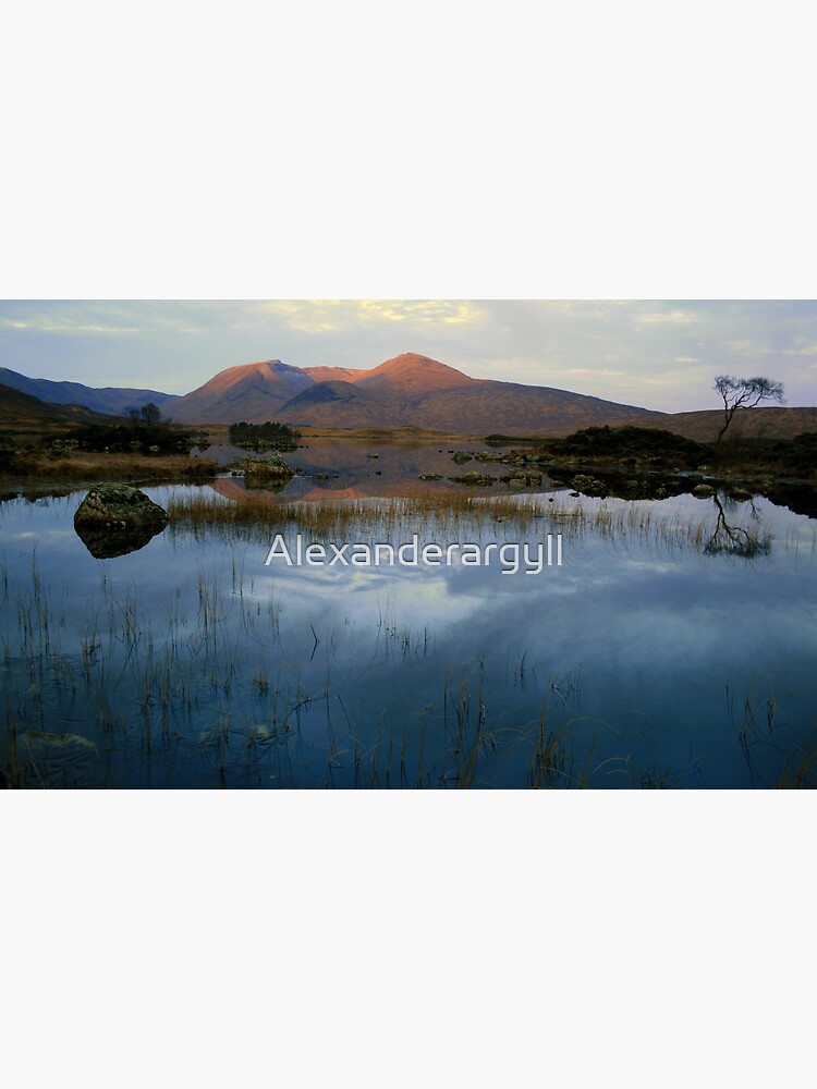 Blackmount Lochan N achlaise by Alexanderargyll