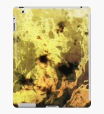 YEllow ow oww..not owl! iPad Case/Skin