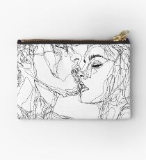 küss öfter (B & W) Studio Clutch
