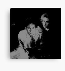 Mulder and Scully hand on shoulder Canvas Print