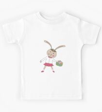 cute rabbit with easter egg Kids Tee