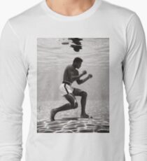 Muhammad Ali Unterwasser Poster Langarmshirt