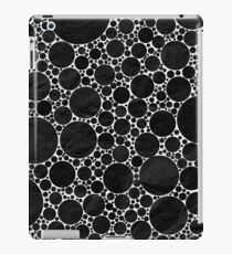 Black and White Textured Circle Pattern Design iPad Case/Skin