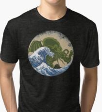 Hokusai Cthulhu Tri-blend T-Shirt