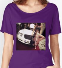 Sinnliche junge Dame 69 60 Bentley Sportwagen Marbella Loose Fit T-Shirt