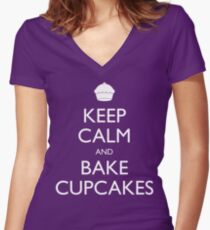 Keep Calm and Bake Cupcakes Women's Fitted V-Neck T-Shirt