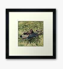 Chilling with the relatives Framed Print