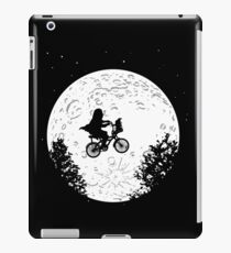 E.T. flying parody iPad Case/Skin