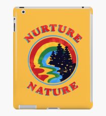 Nurture Natur Vintage Umweltschützer Design iPad-Hülle & Skin