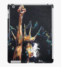 Vinilo o funda para iPad Naturalmente Reina VI