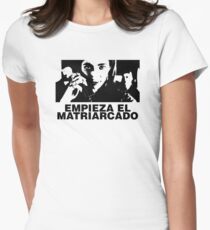 Camiseta entallada empieza el matriarcado
