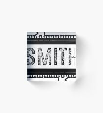 Camiseta Calidad Apellido Smith Acrylic Block