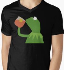 Kermit Sipping Tea Men's V-Neck T-Shirt